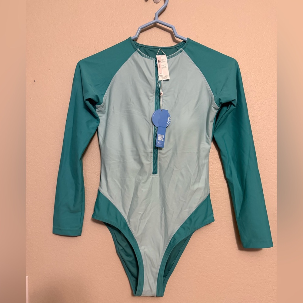 Cupshe Teal and Light Teal Zippered One-Piece Swimsuit